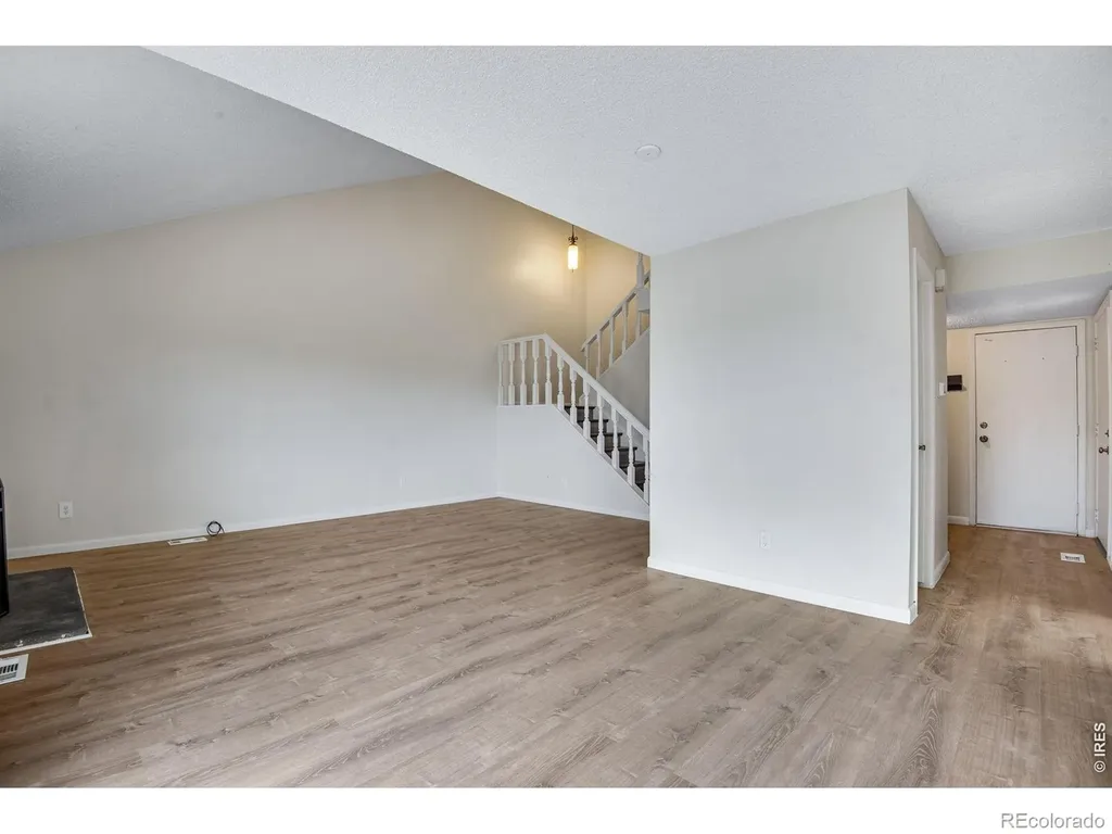 2630 S Vaughn Way Aurora CO 80014