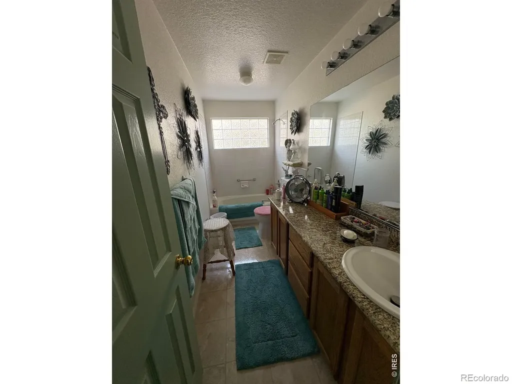 2451 E 116th Way E Thornton CO 80233