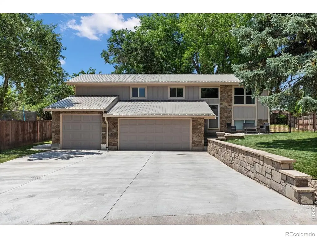 Fort Collins CO, 2509 Greenmont Drive