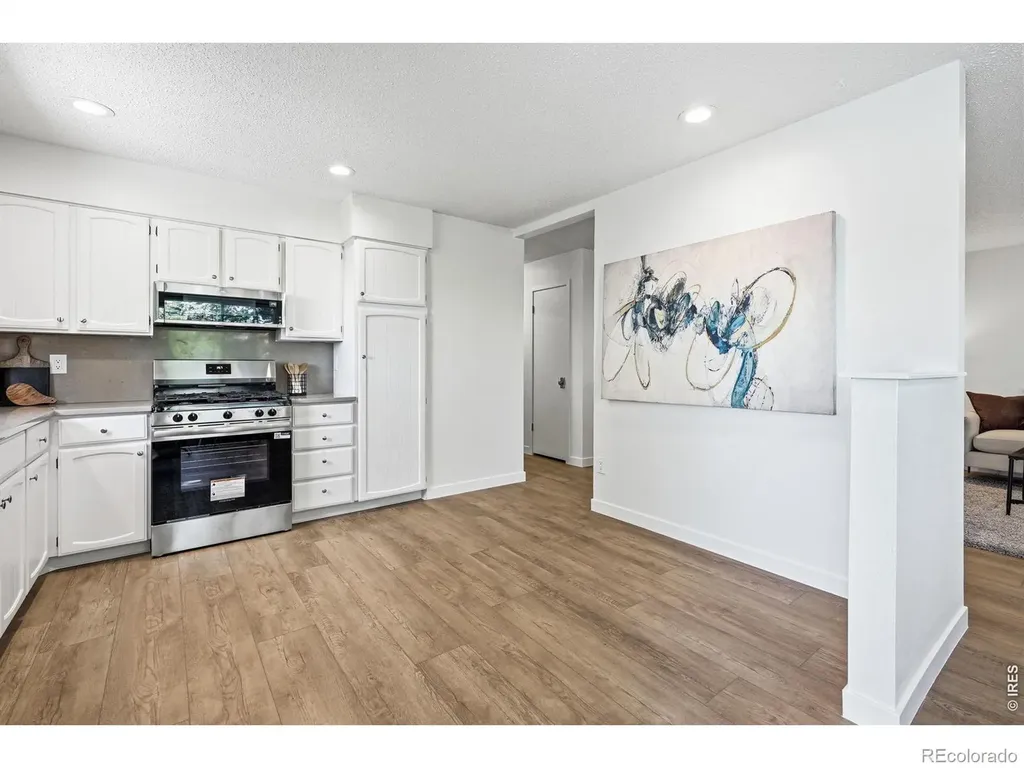 3525 Lakeview Circle Longmont CO 80503