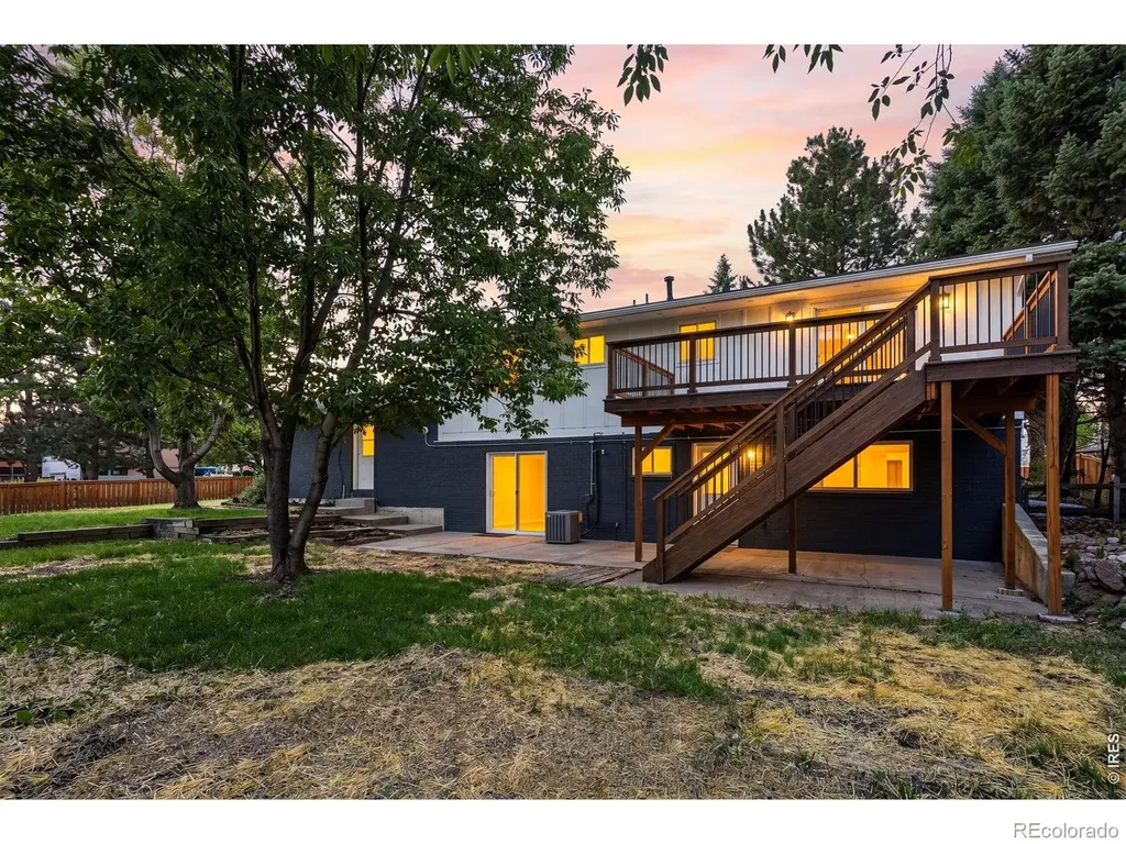 3525 Lakeview Circle Longmont CO 80503