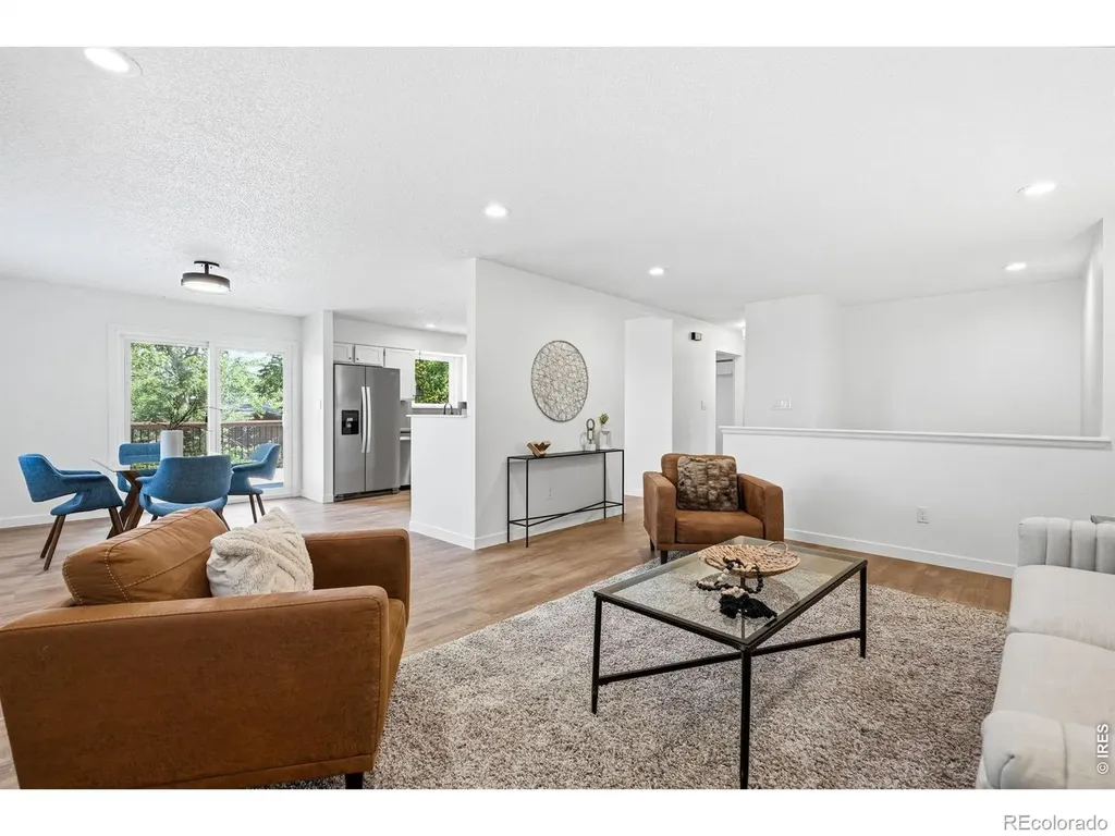 3525 Lakeview Circle Longmont CO 80503
