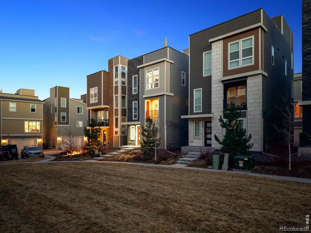2579 Palau Way Castle Rock CO 80109