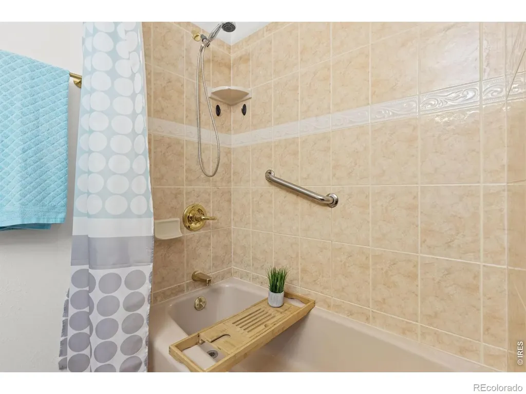 3351 Apple Avenue Loveland CO 80538