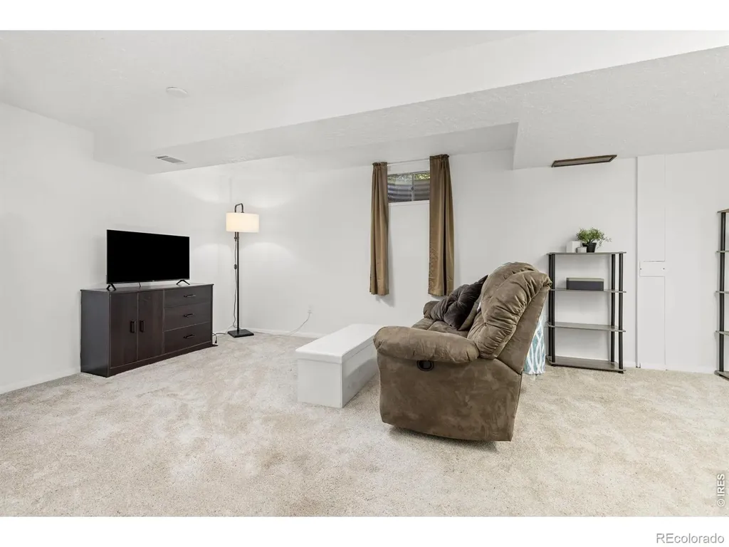 3351 Apple Avenue Loveland CO 80538