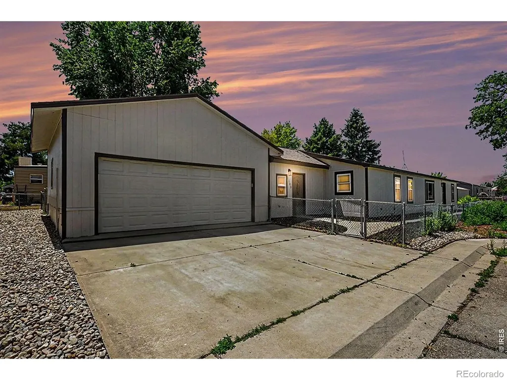 1108 Glen Dale Court Dacono CO 80514