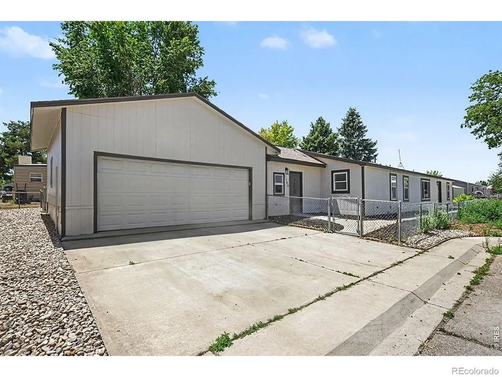 1108 Glen Dale Court Dacono CO 80514