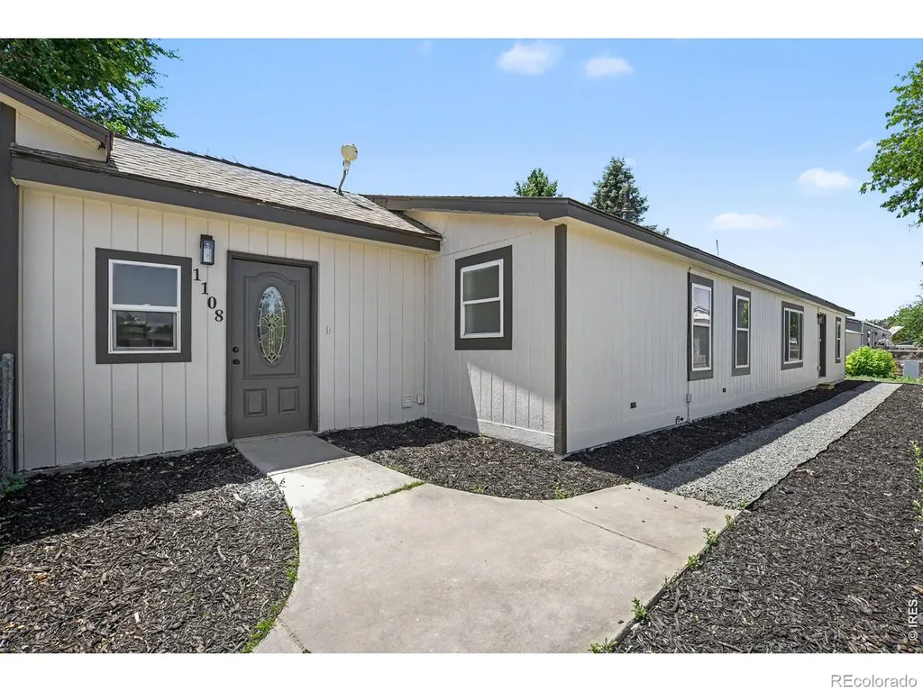 1108 Glen Dale Court Dacono CO 80514