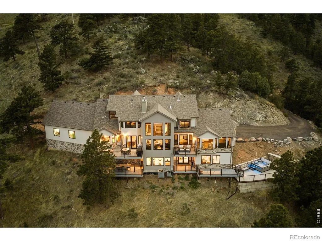 24994 Simmons Way Golden CO 80403