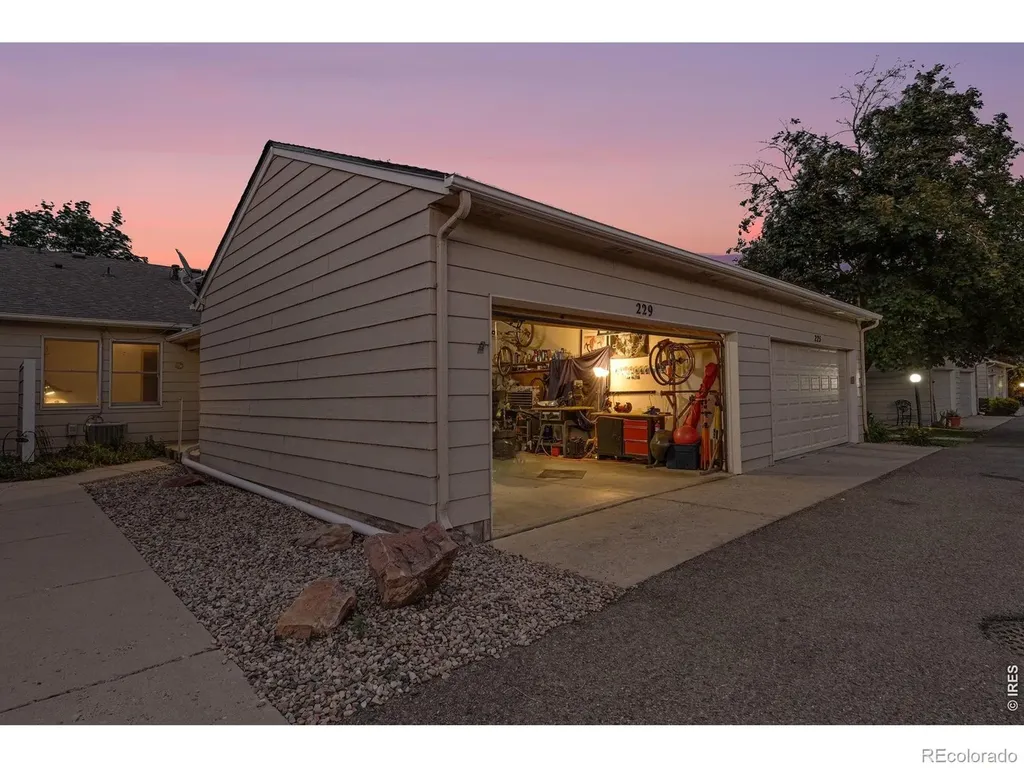 229 E 42nd Street Loveland CO 80538