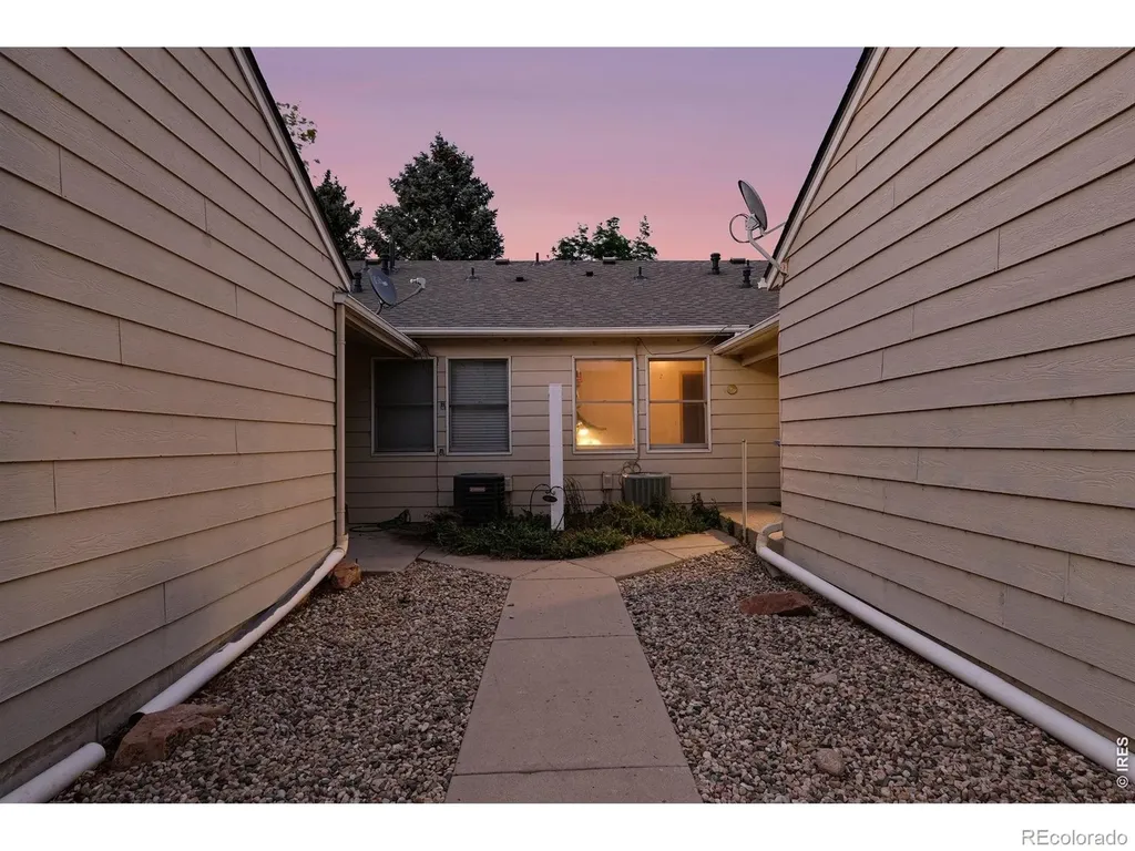 229 E 42nd Street Loveland CO 80538