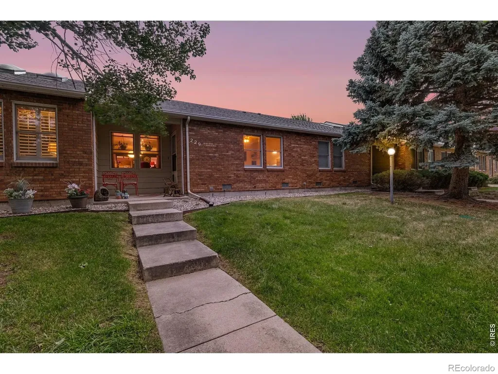 229 E 42nd Street Loveland CO 80538