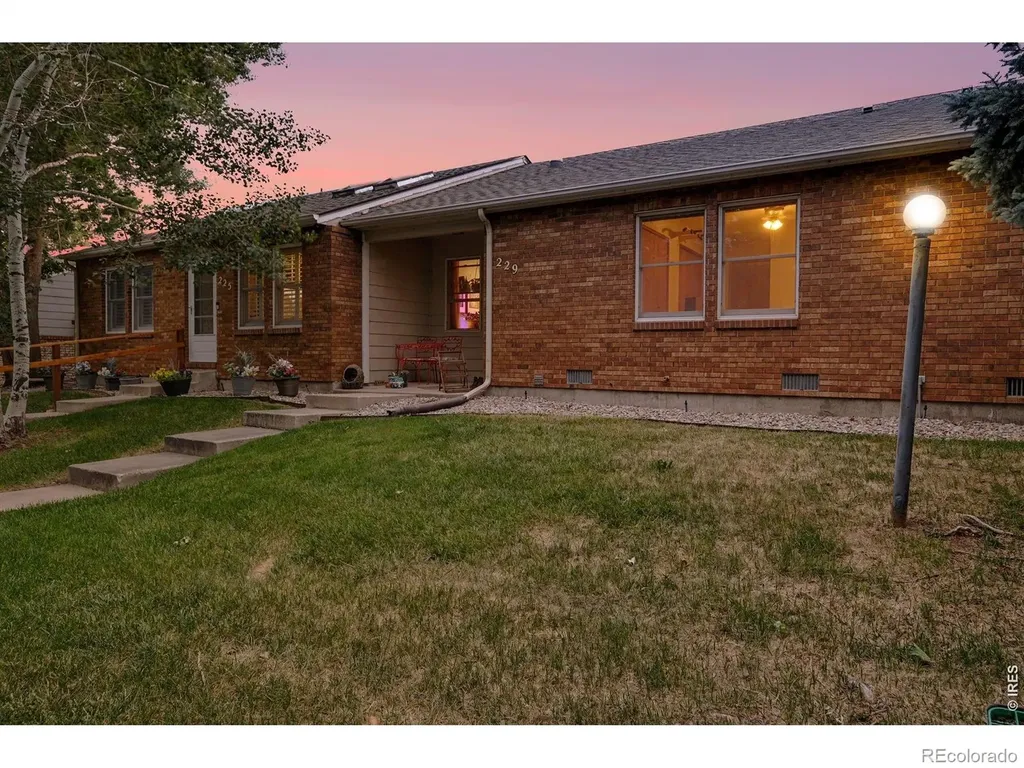 229 E 42nd Street Loveland CO 80538