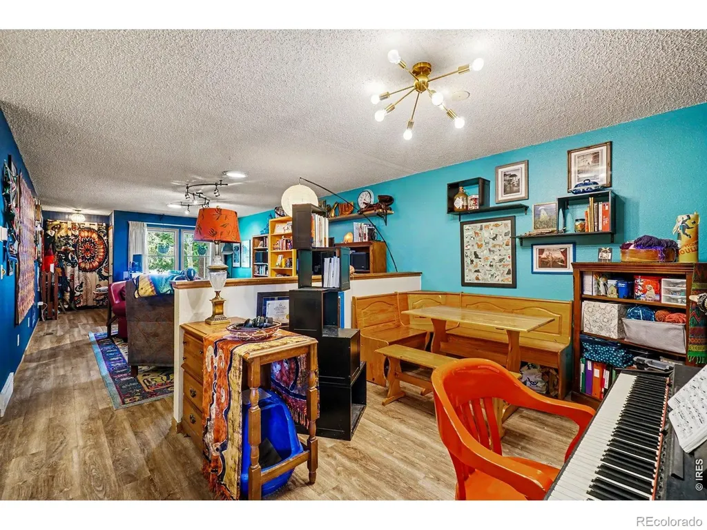 229 E 42nd Street Loveland CO 80538