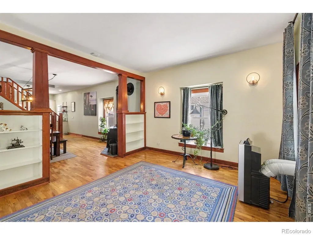 319 W 8th Street Loveland CO 80537