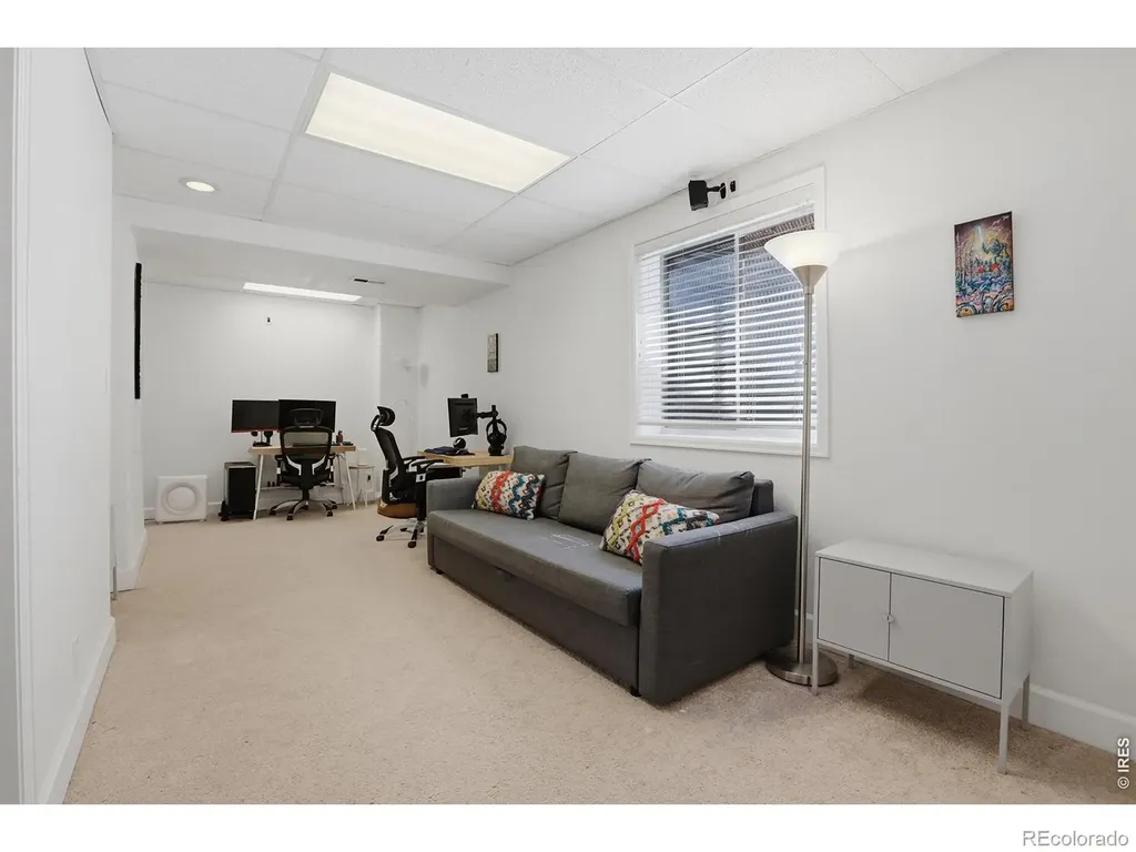 8814 S Field Court Littleton CO 80128