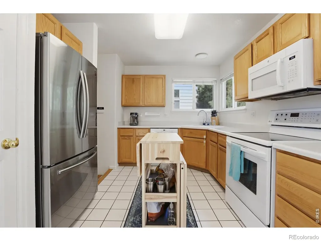 8814 S Field Court Littleton CO 80128