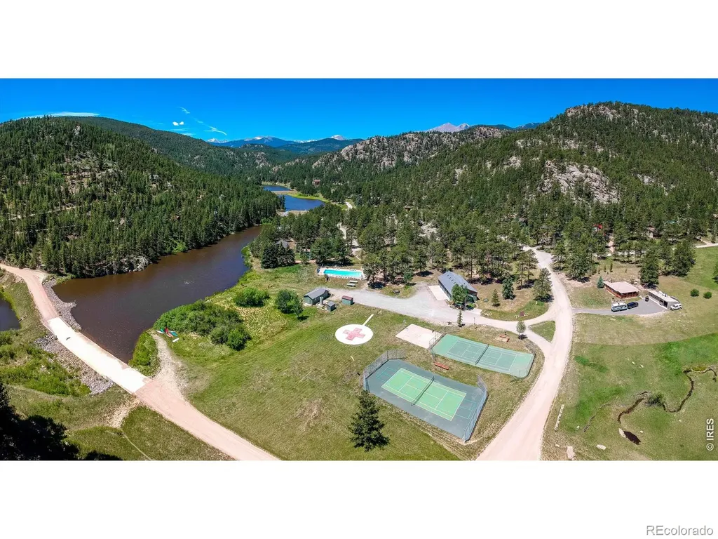 438 Aspen Drive Lyons CO 80540