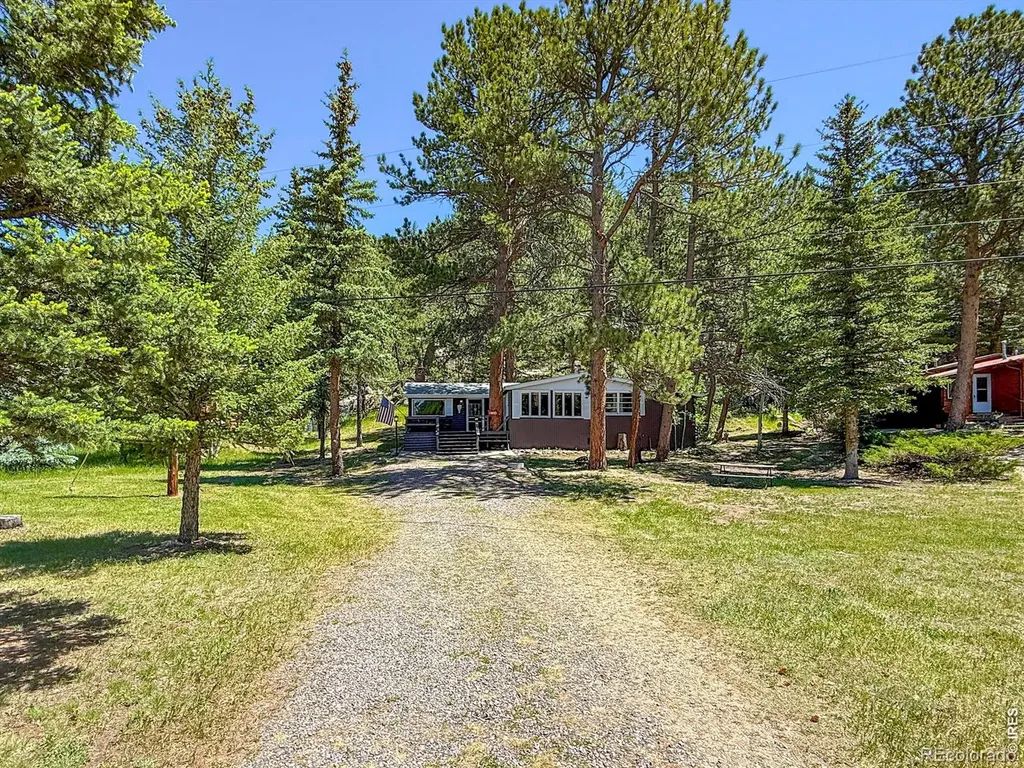 438 Aspen Drive Lyons CO 80540