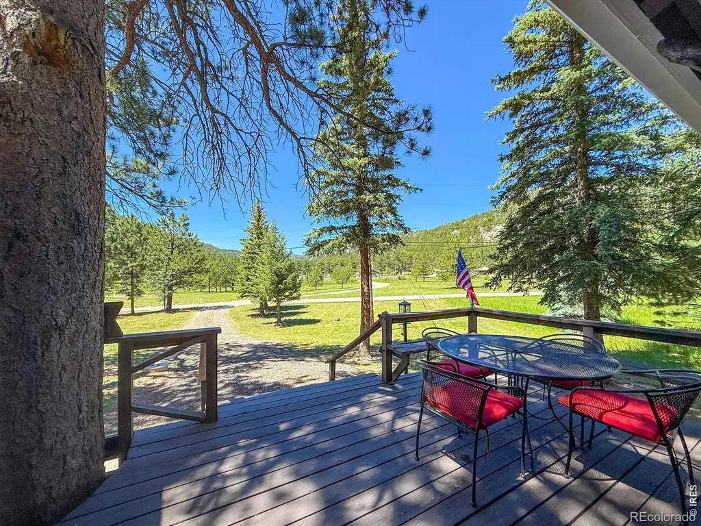 438 Aspen Drive Lyons CO 80540