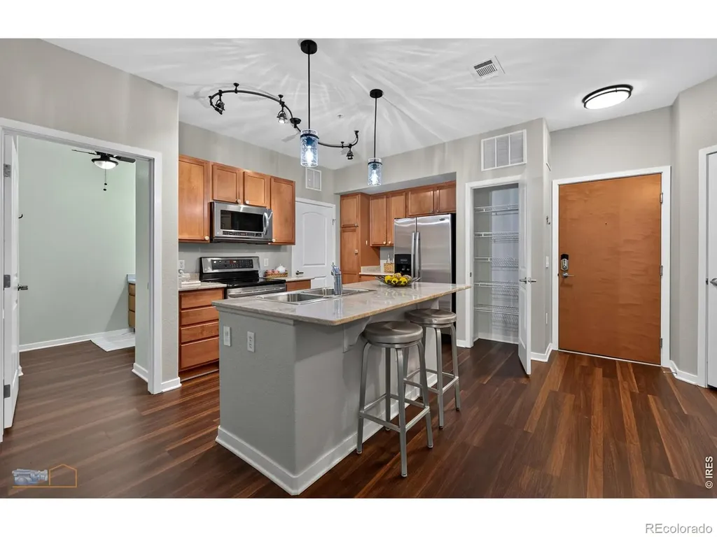 13456 Via Varra Broomfield CO 80020