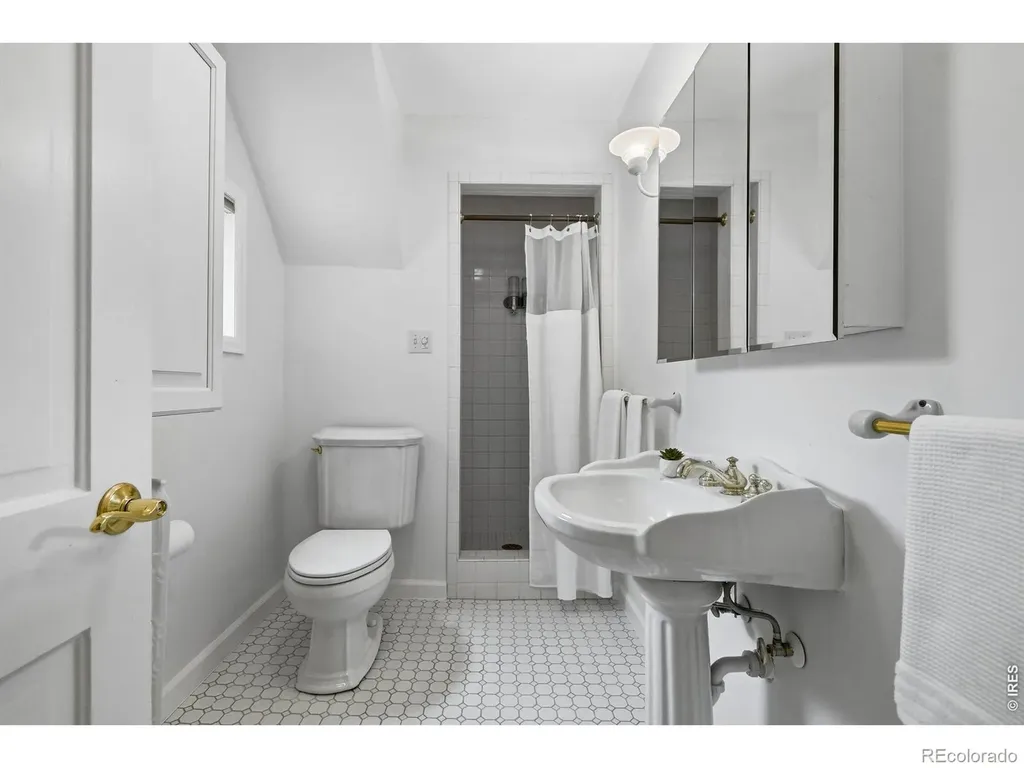 616 Pine Street Boulder CO 80302