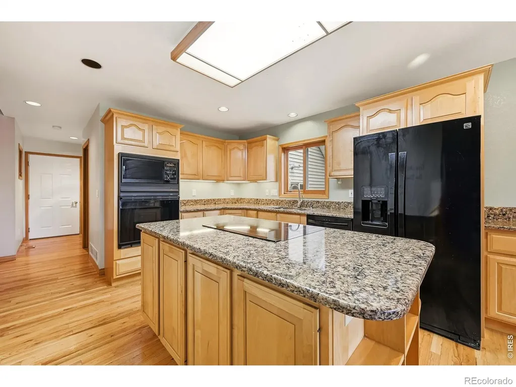 256 Choctaw Road Lyons CO 80540