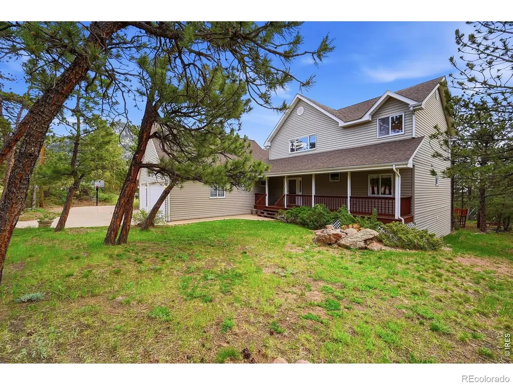 256 Choctaw Road Lyons CO 80540