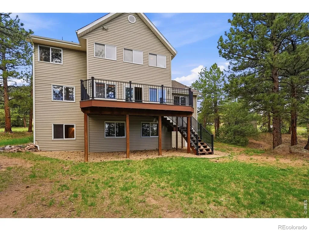 256 Choctaw Road Lyons CO 80540