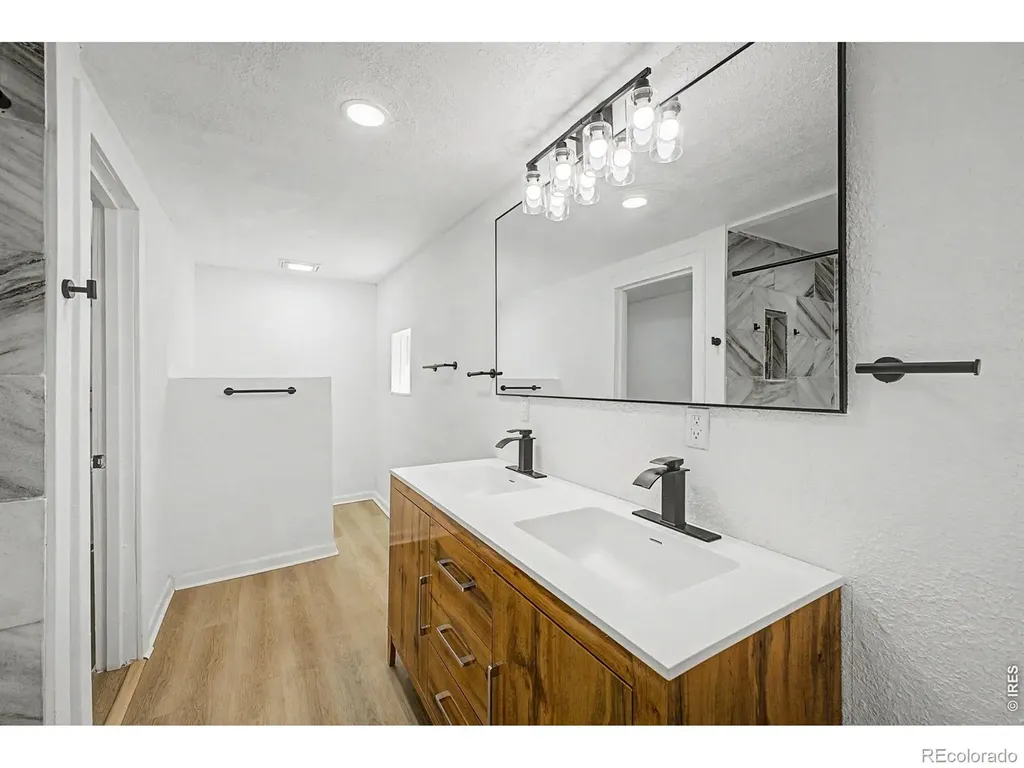 1513 E 4th Street Loveland CO 80537