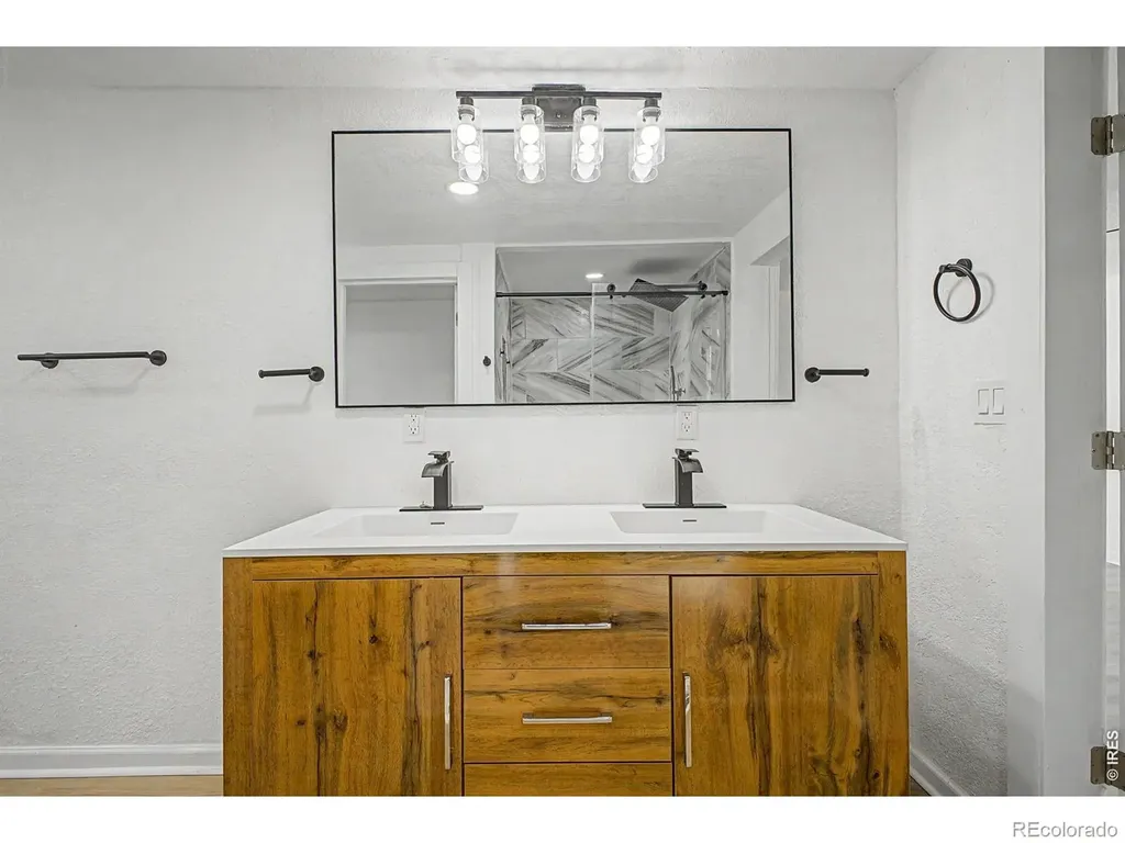 1513 E 4th Street Loveland CO 80537