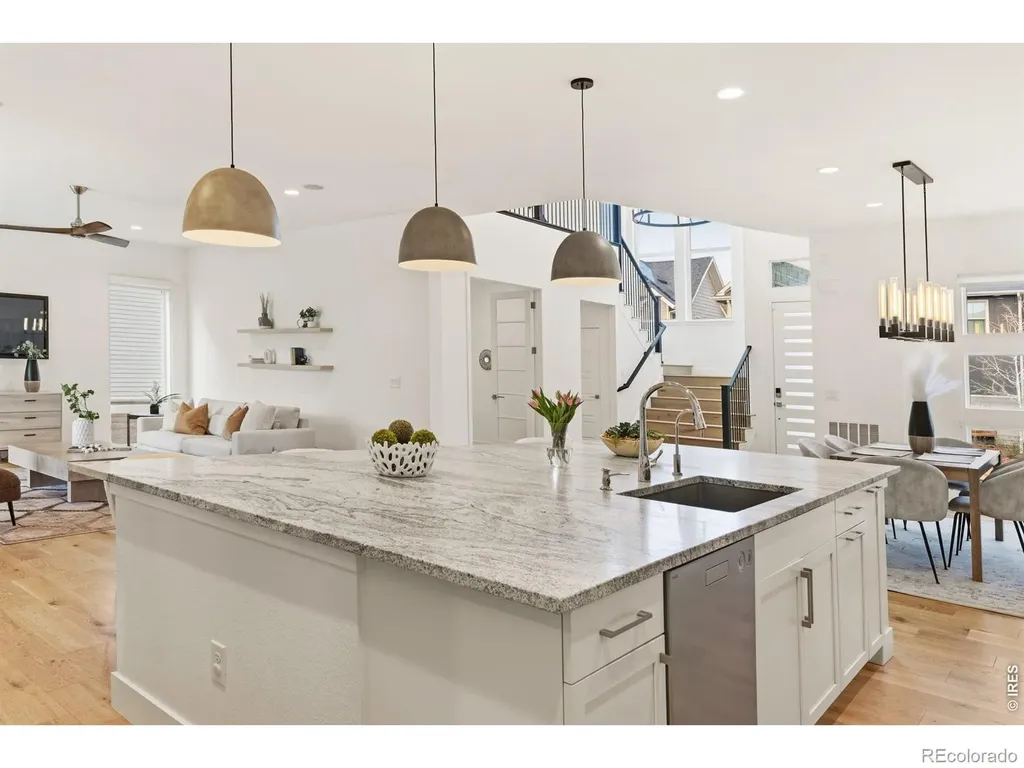 6121 Chester Street Denver CO 80238