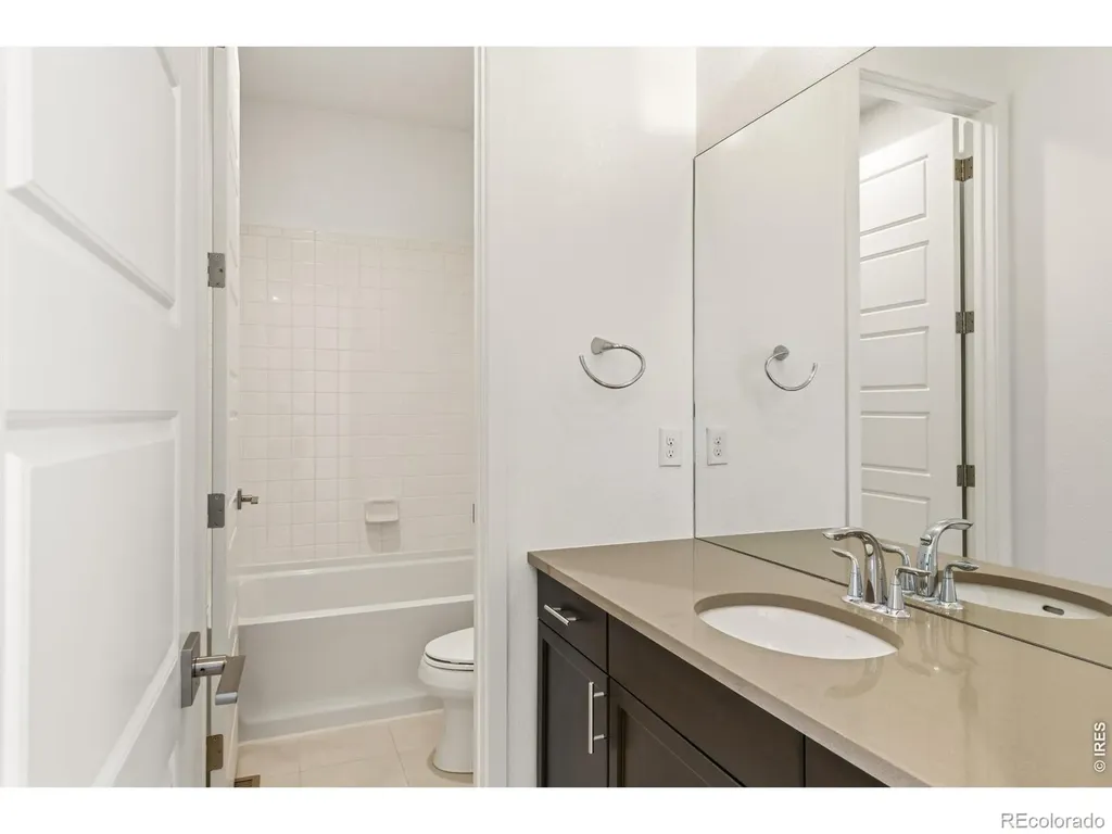 6121 Chester Street Denver CO 80238