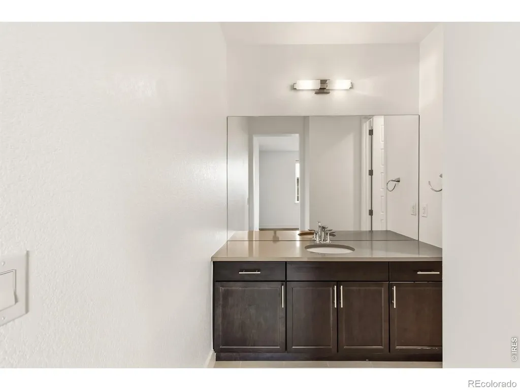 6121 Chester Street Denver CO 80238