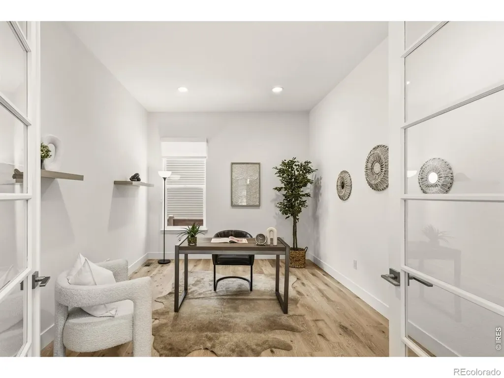 6121 Chester Street Denver CO 80238