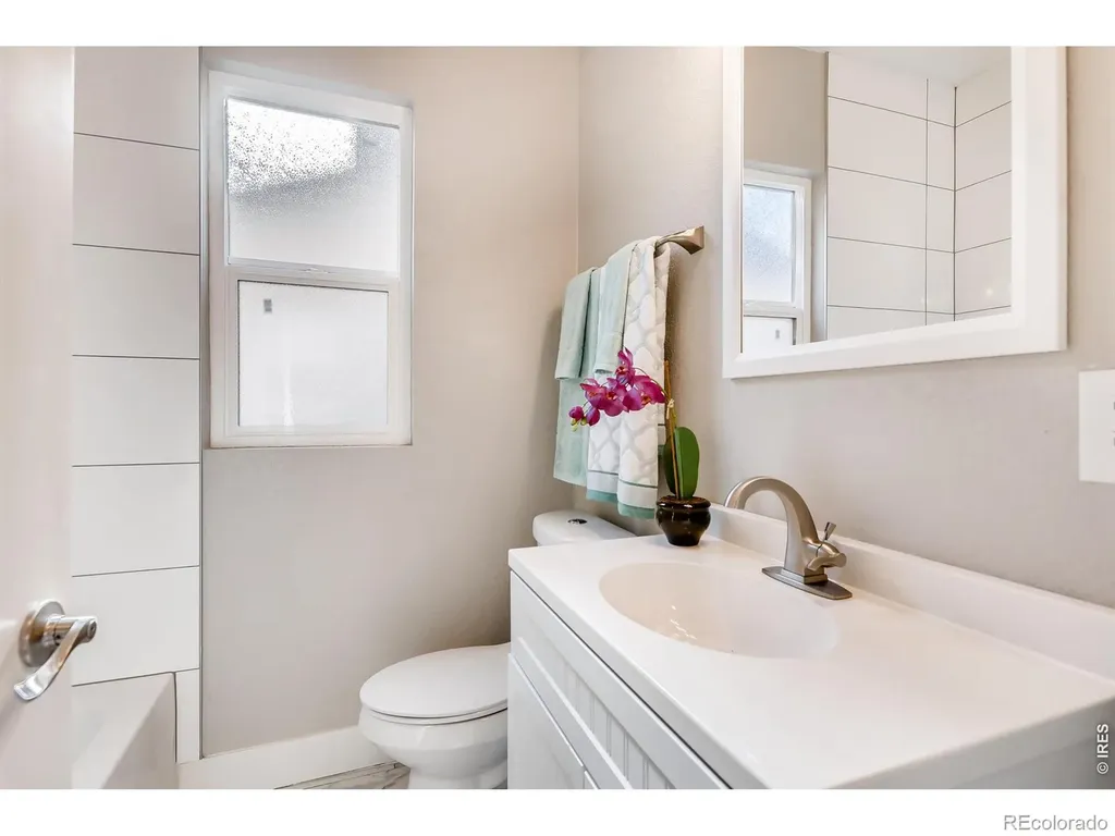 4035 Batavia Place Denver CO 80220