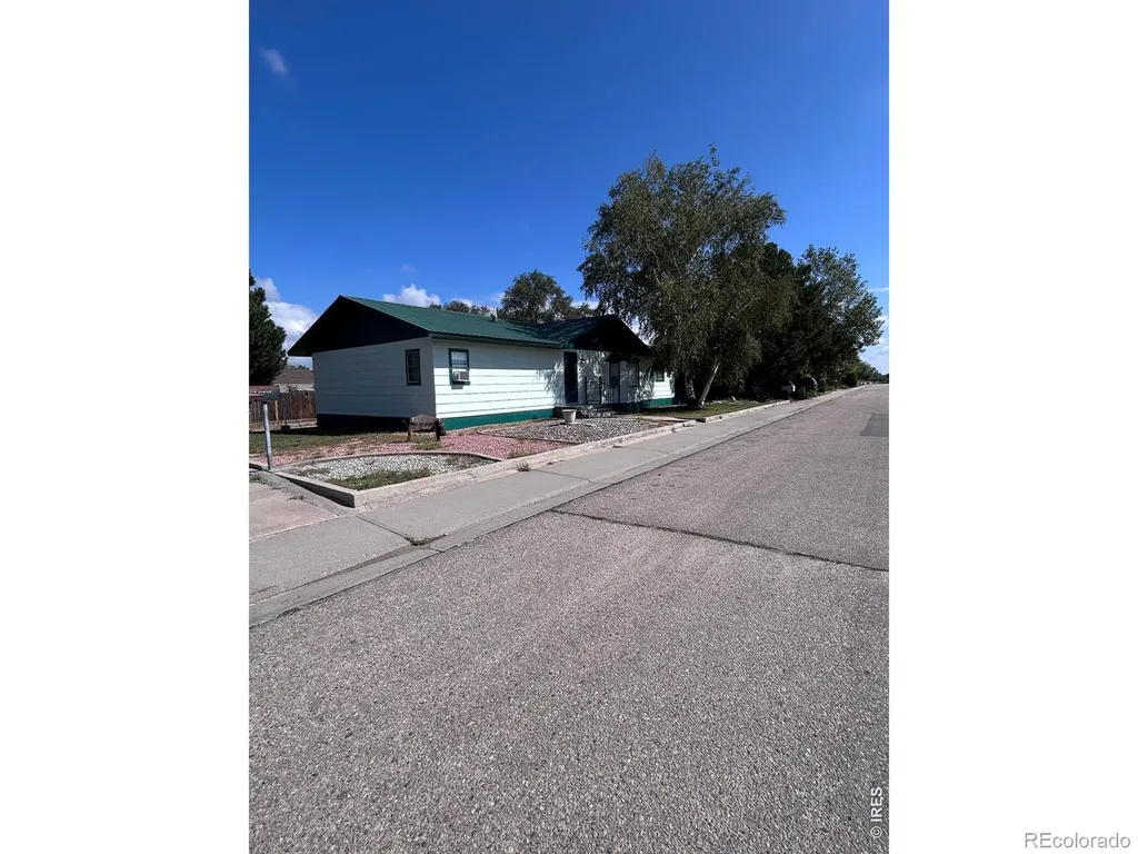 114 Linden Drive Log Lane Village CO 80705