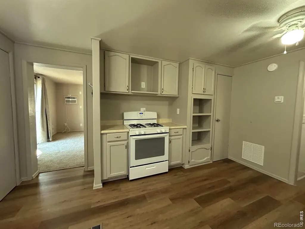 114 Linden Drive Log Lane Village CO 80705