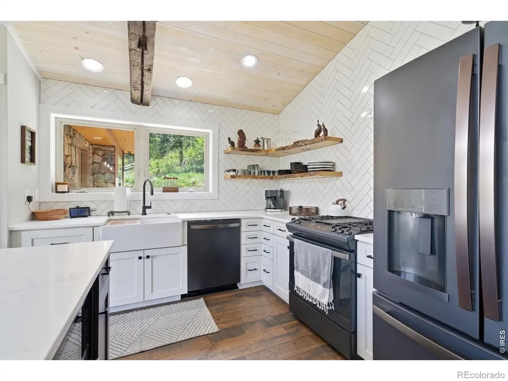 5878 Pole Hill Road Loveland CO 80537
