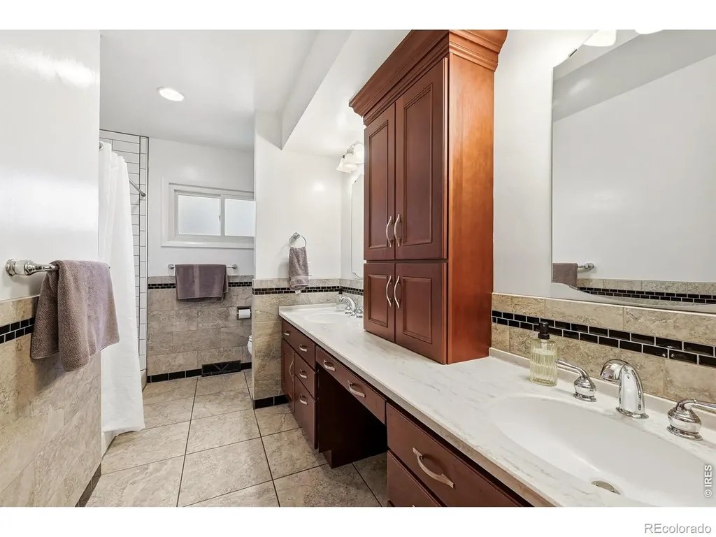 1617 Fairacre Drive Greeley CO 80631