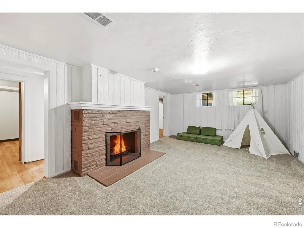 1617 Fairacre Drive Greeley CO 80631