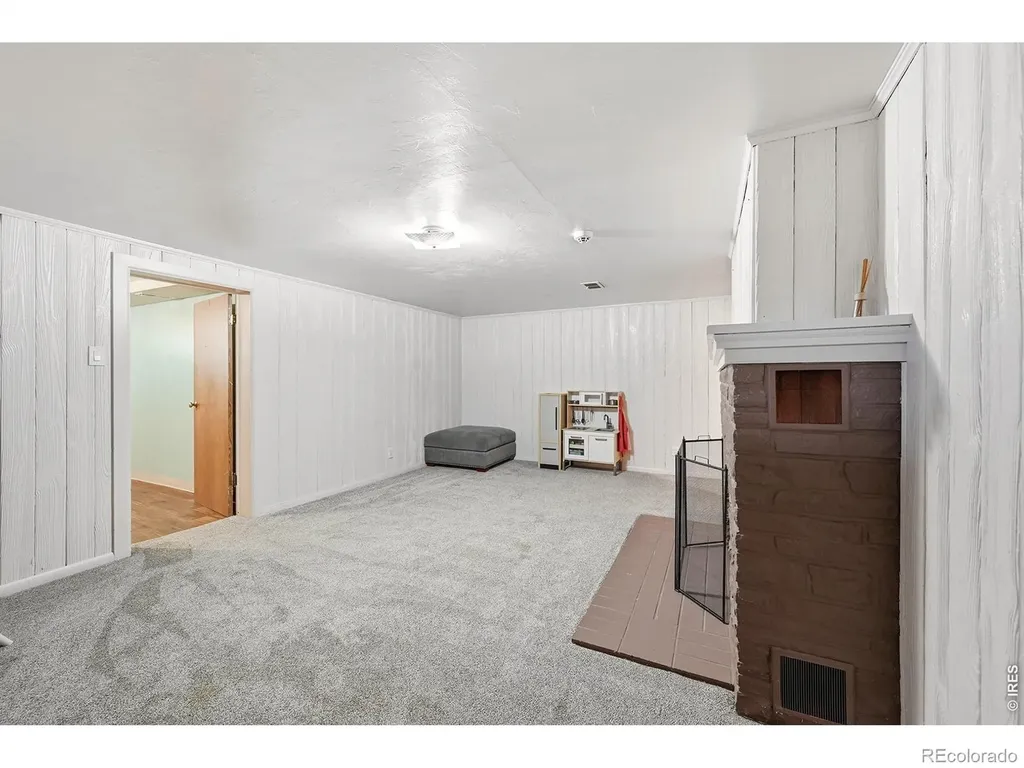 1617 Fairacre Drive Greeley CO 80631