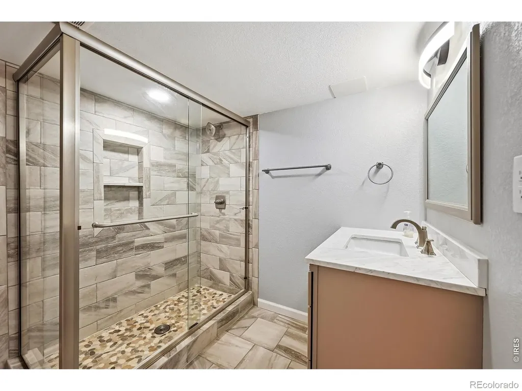 1617 Fairacre Drive Greeley CO 80631