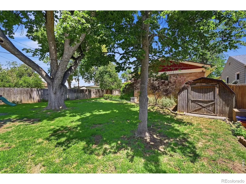 1617 Fairacre Drive Greeley CO 80631