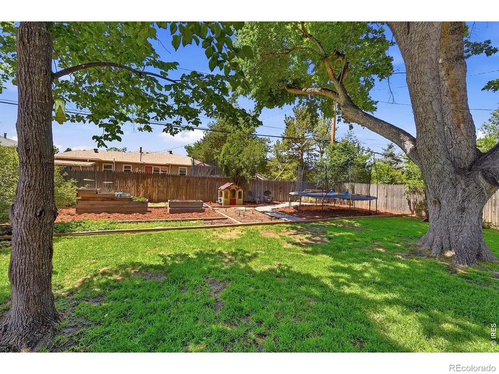 1617 Fairacre Drive Greeley CO 80631