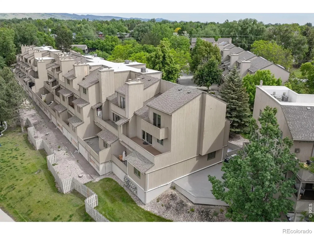 2938 Kalmia Avenue Boulder CO 80301
