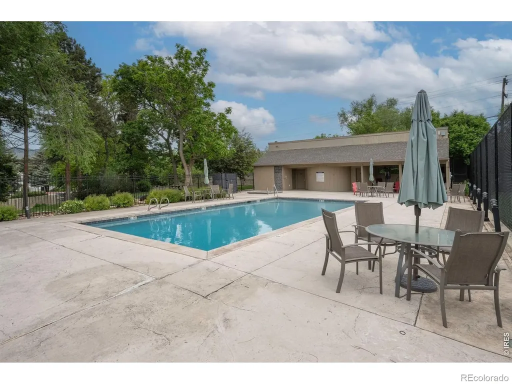 2938 Kalmia Avenue Boulder CO 80301