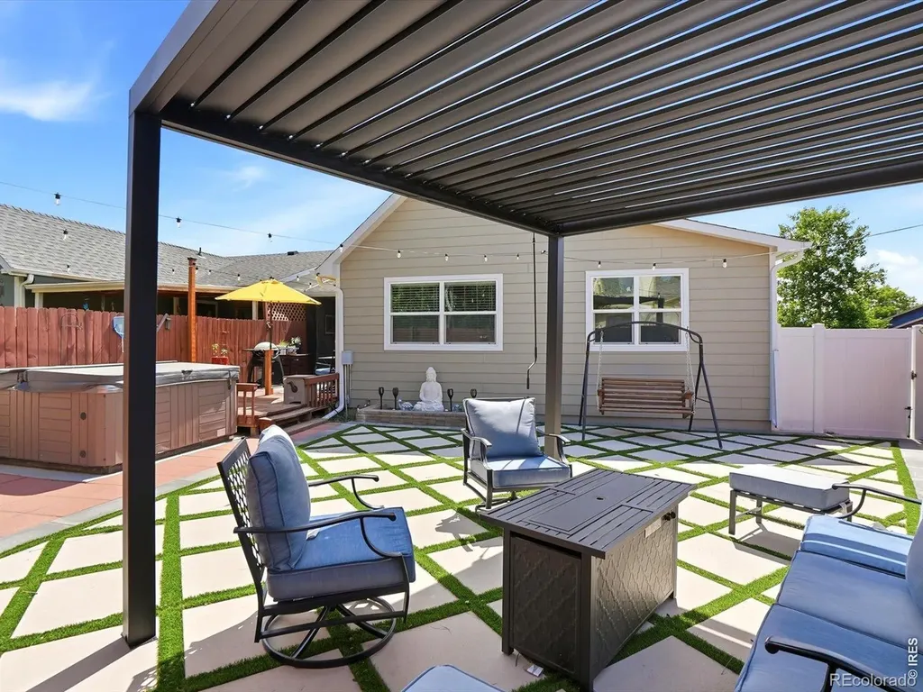 1864 Mount Sneffels Street Longmont CO 80504