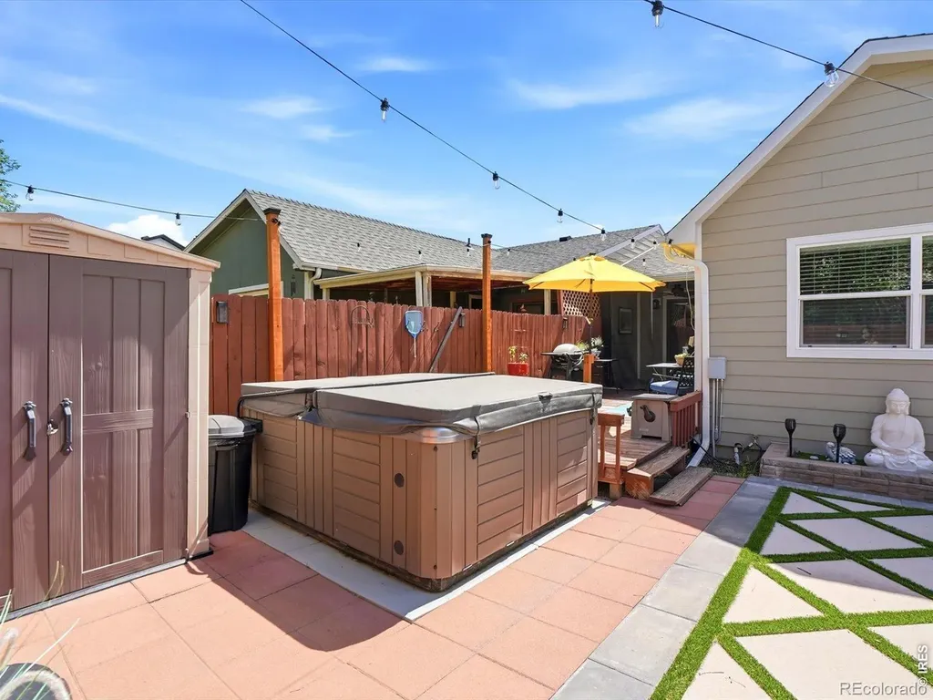 1864 Mount Sneffels Street Longmont CO 80504