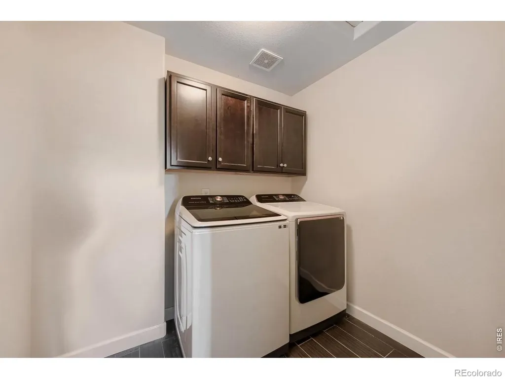 1507 Jackson Court Longmont CO 80501
